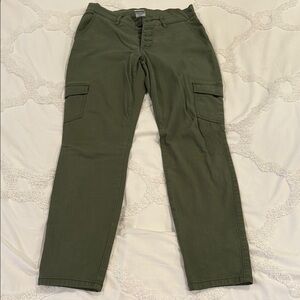 CAbi Green Cargo Pants with Straight Leg Design